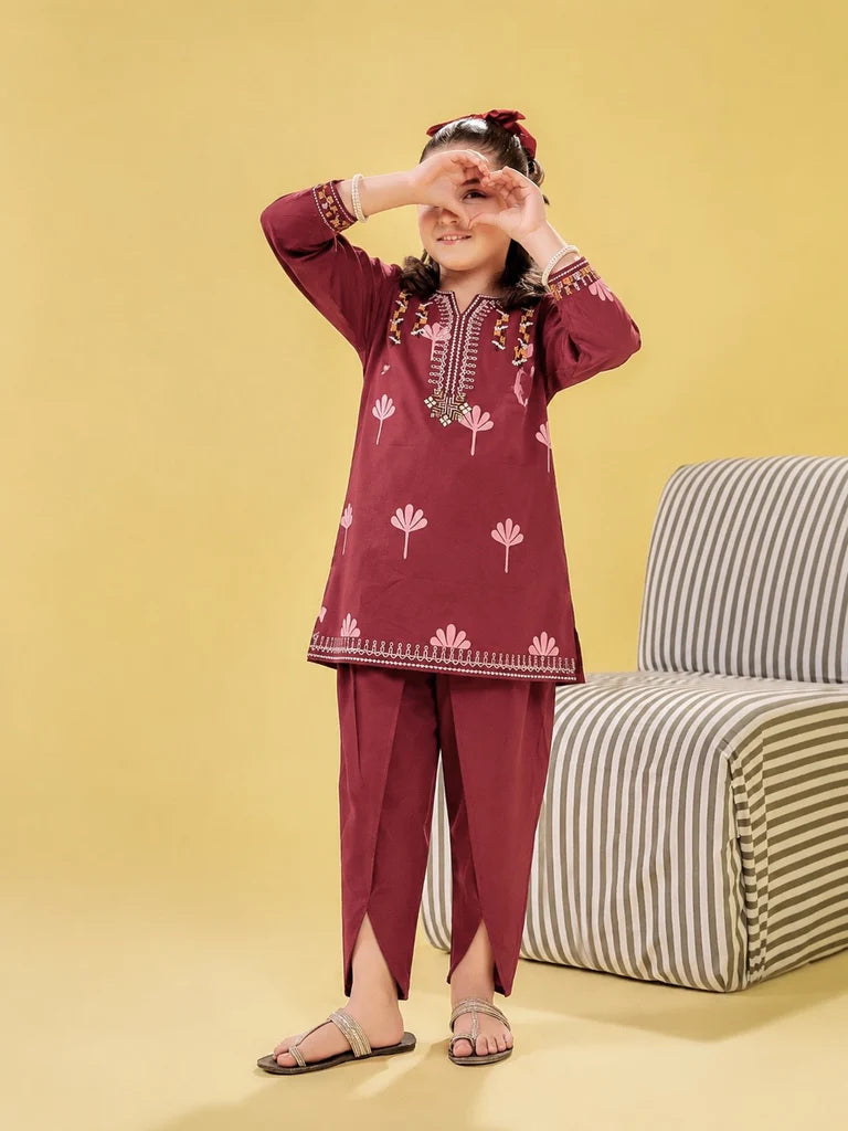 Girls Maroon Printed Cotton Embroidered 2-Piece Suit